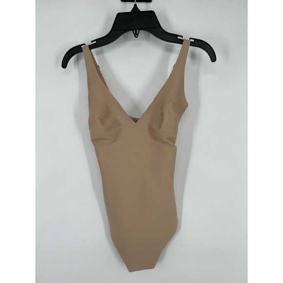 Skims Seamless Sculpting Thong Plunge Bodysuit Clay Kim Kardashian Size Small - Picture 1 of 5